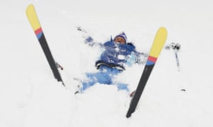 a-skier-in-the-snow-007 (1)